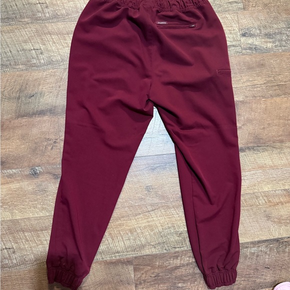 Jaanuu Burgundy Scrub Set - Picture 2 of 2